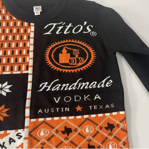 Tito’s Vodka Graphic Sweater Unisex XS Limited Edition Color Block Texas - Picture 4 of 7